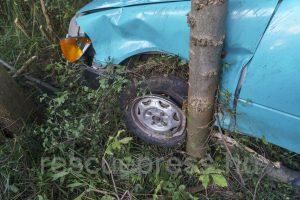 Lesodródott egy autó a 81-esen