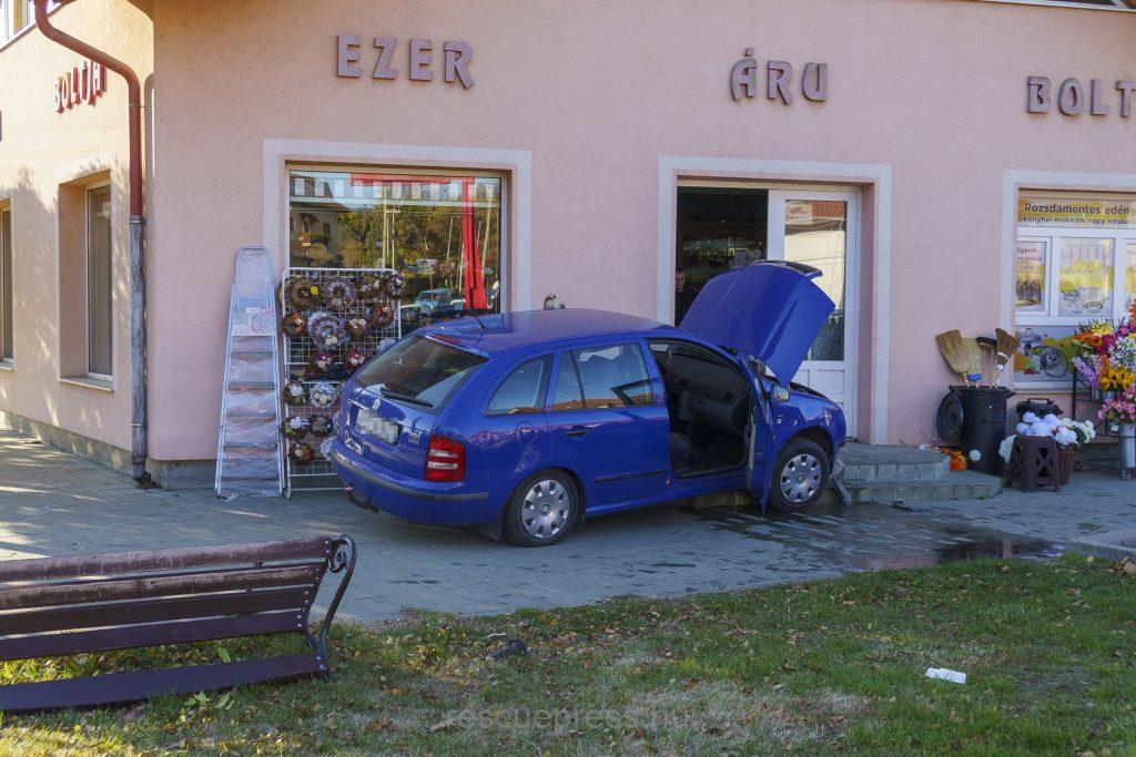 Majdnem végzetes baleset történt Móron